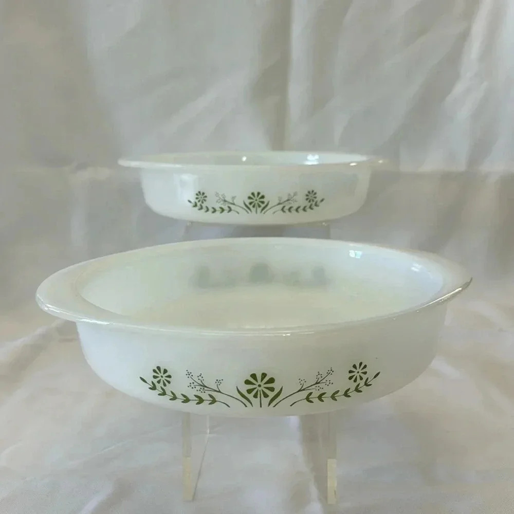 2 - Glasbake 1970s Round 8in Casserole Dishes Green Daisy Milk Glass MCM Kitchen - Picture 2 of 11